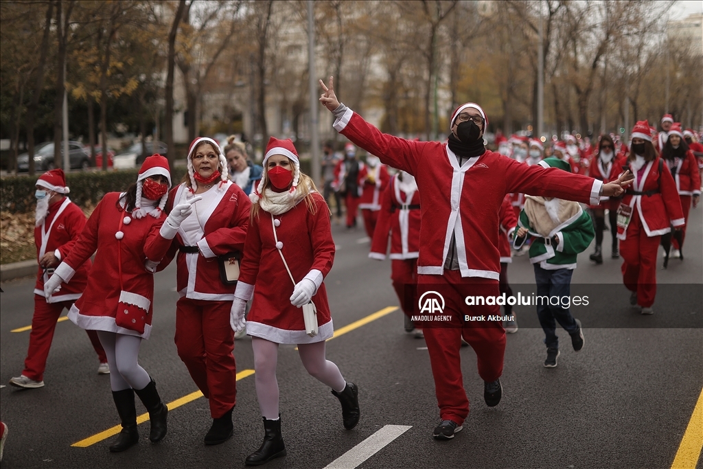 Santa Claus run in Madrid