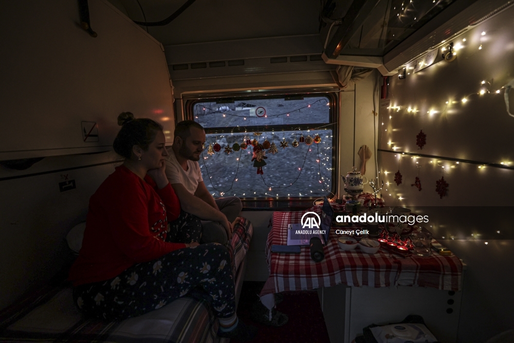 El tren turístico 'Expreso de Oriente' reactiva sus viajes de 25 horas entre Ankara y la histórica provincia de Kars