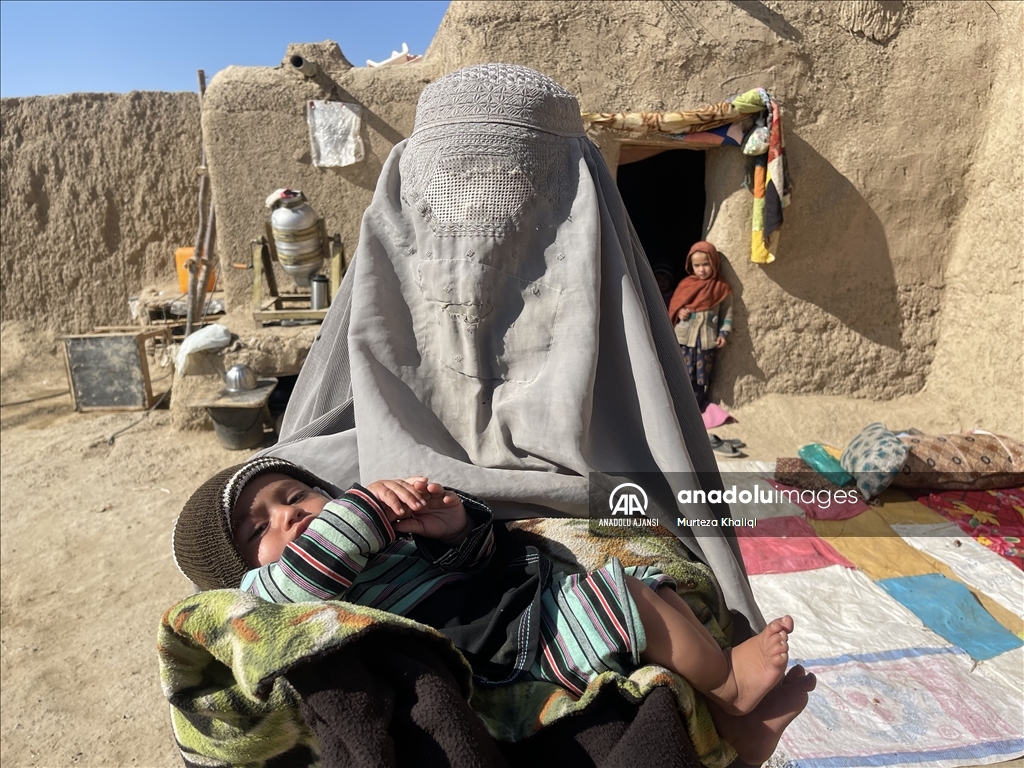 Afganistan'ın güneyindeki Kandahar vilayetinde sağlık seminerleri