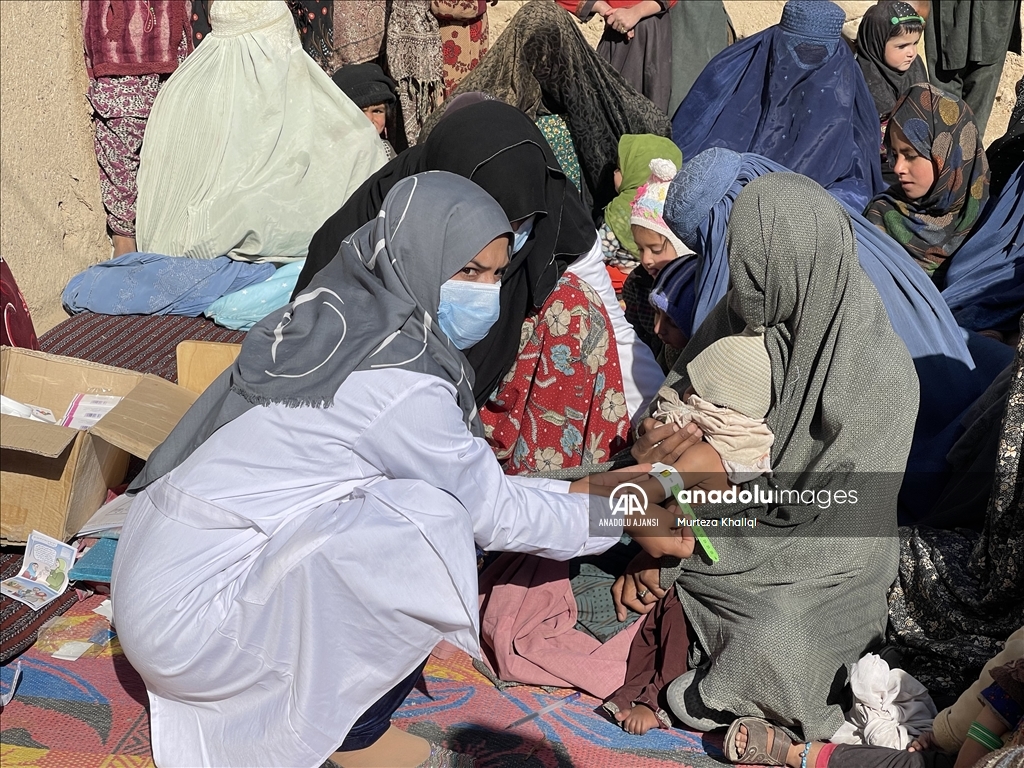 Afganistan'ın güneyindeki Kandahar vilayetinde sağlık seminerleri