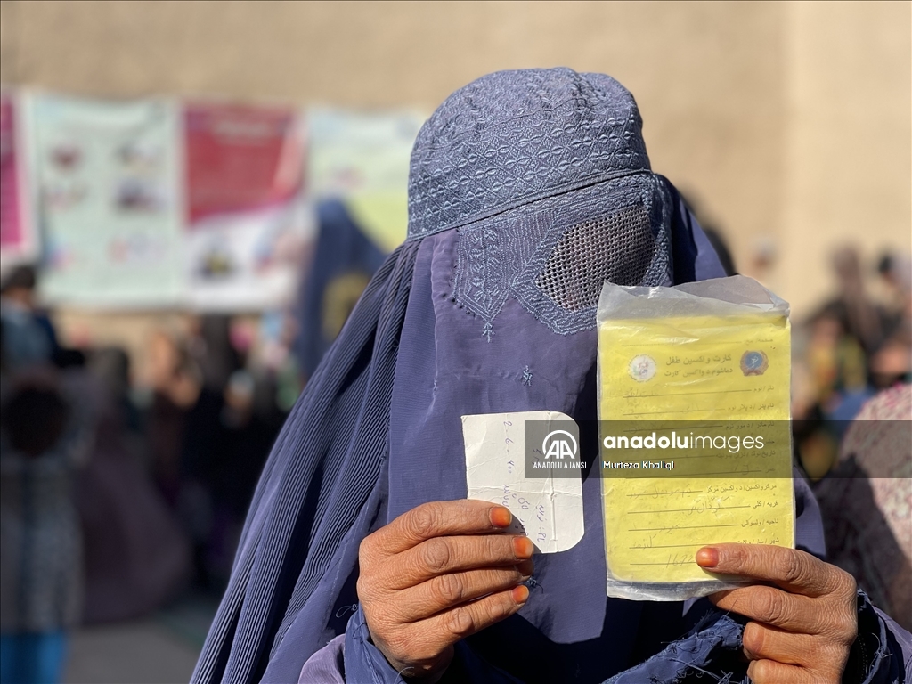 Afganistan'ın güneyindeki Kandahar vilayetinde sağlık seminerleri