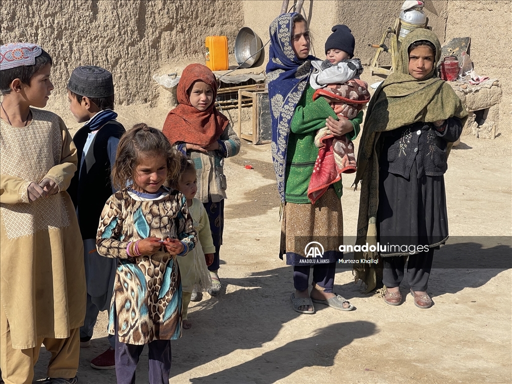 Afganistan'ın güneyindeki Kandahar vilayetinde sağlık seminerleri