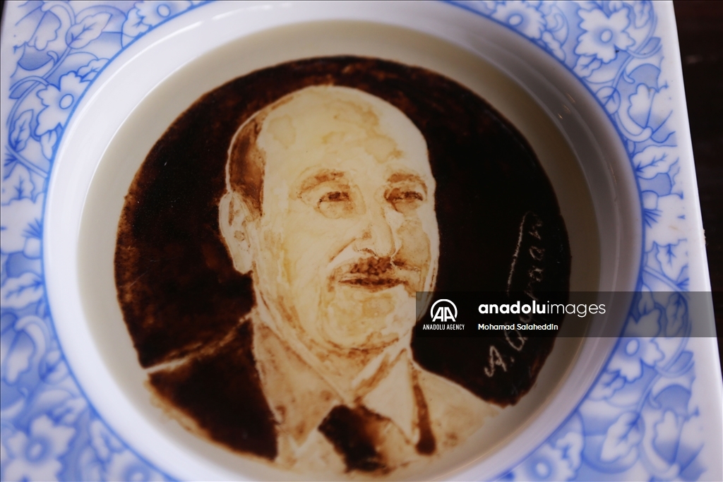 أحمد القرعان.. أردني يأخذه العشق لفن الرسم بالقهوة