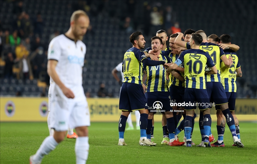 Fenerbahçe Ile Öznur Kablo Yeni Malatyaspor Karşılaştı - Anadolu Ajansı