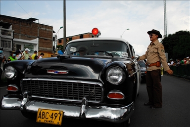 Así se vivió el desfile de autos clásicos en la Feria de Cali, Colombia