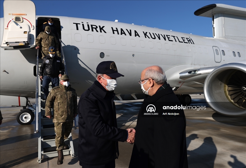 Akar ve TSK'nın komuta kademesinden yılın son gününde yoğun mesai