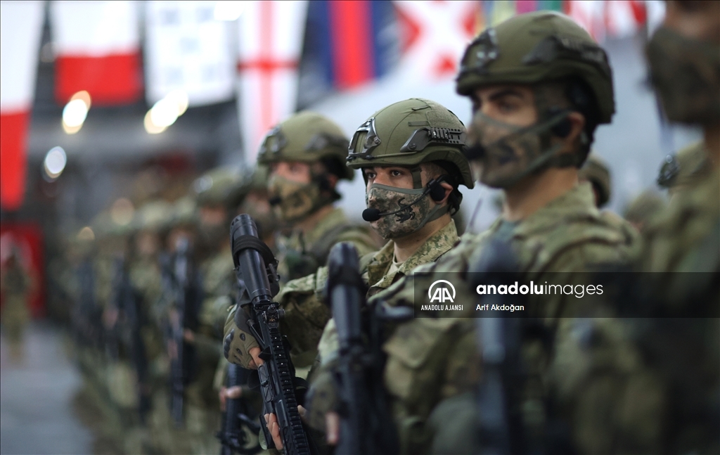 Akar ve TSK'nın komuta kademesinden yılın son gününde yoğun mesai