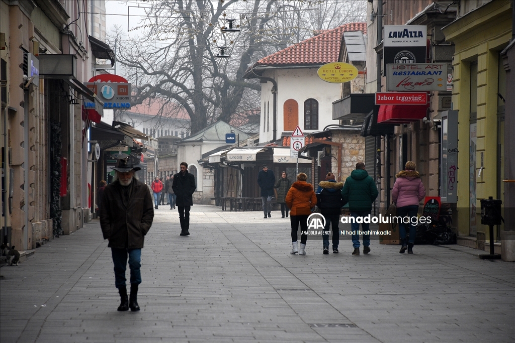 BiH: Prazne sarajevske ulice prvog dana 2022. godine 