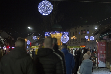 BiH: Ulice Sarajeva u novogodišnjoj noći preplavili gosti 
