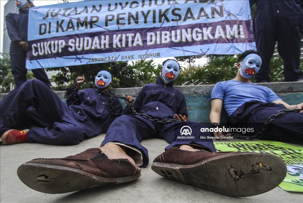 Aksi Protes terhadap kebijakan China terhadap Muslim Uyghur di Jakarta