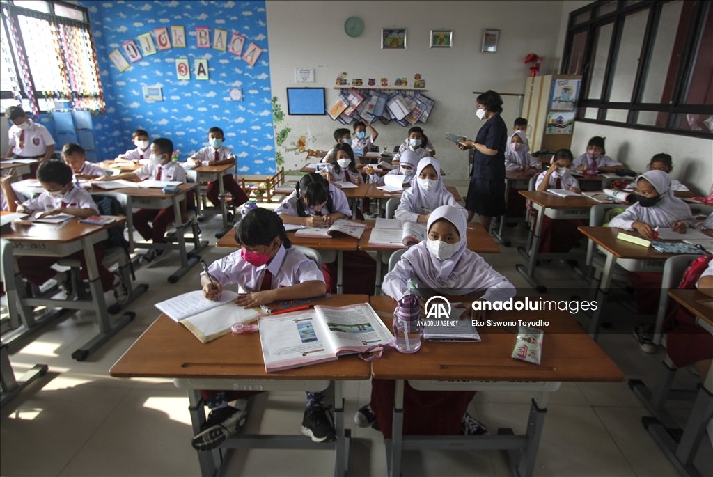 Pemerintah Jakarta mulai terapkan pembelajaran tatap muka 100%