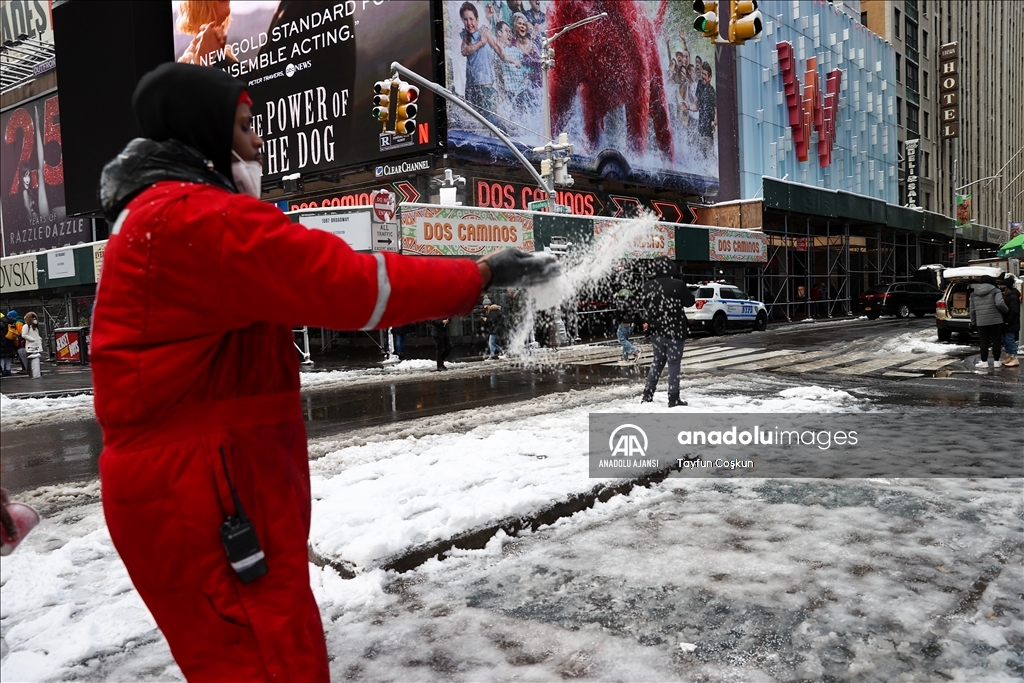 New York ve New Jersey bölgesine mevsimin ilk karı yağdı