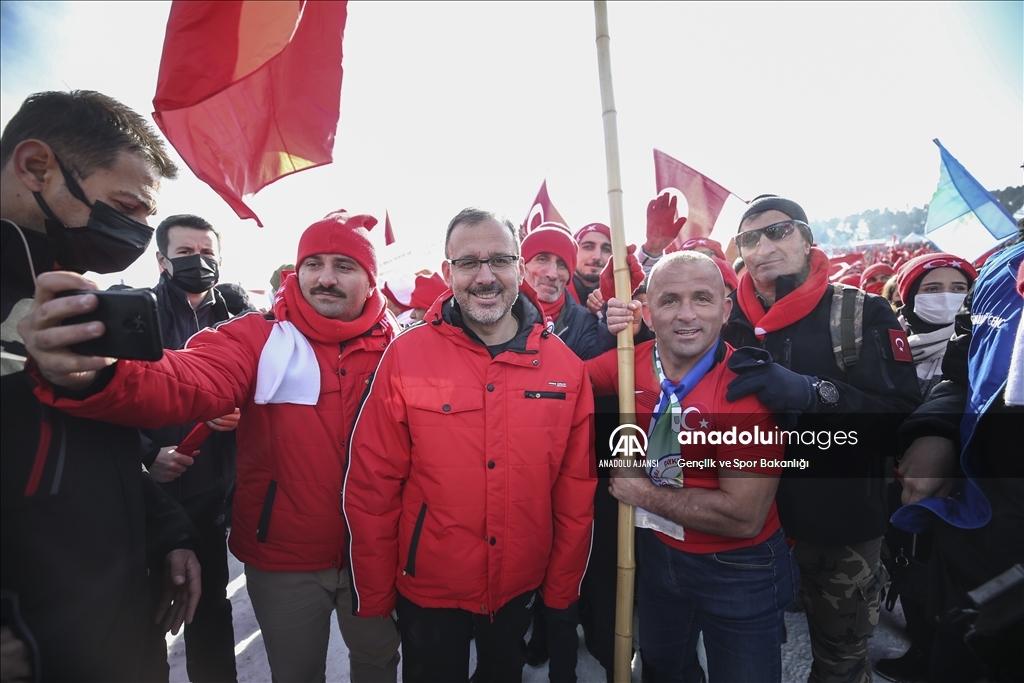 Türkiye Sarıkamış'ta "Şühedanın İzinde" yürüdü