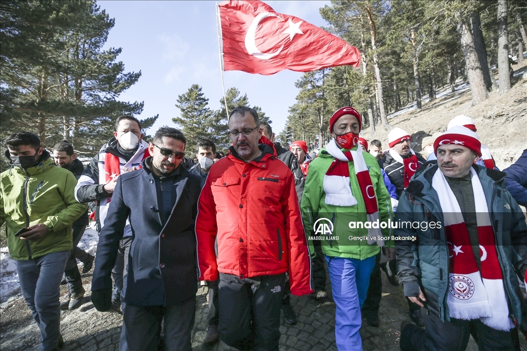 Türkiye Sarıkamış'ta "Şühedanın İzinde" yürüdü