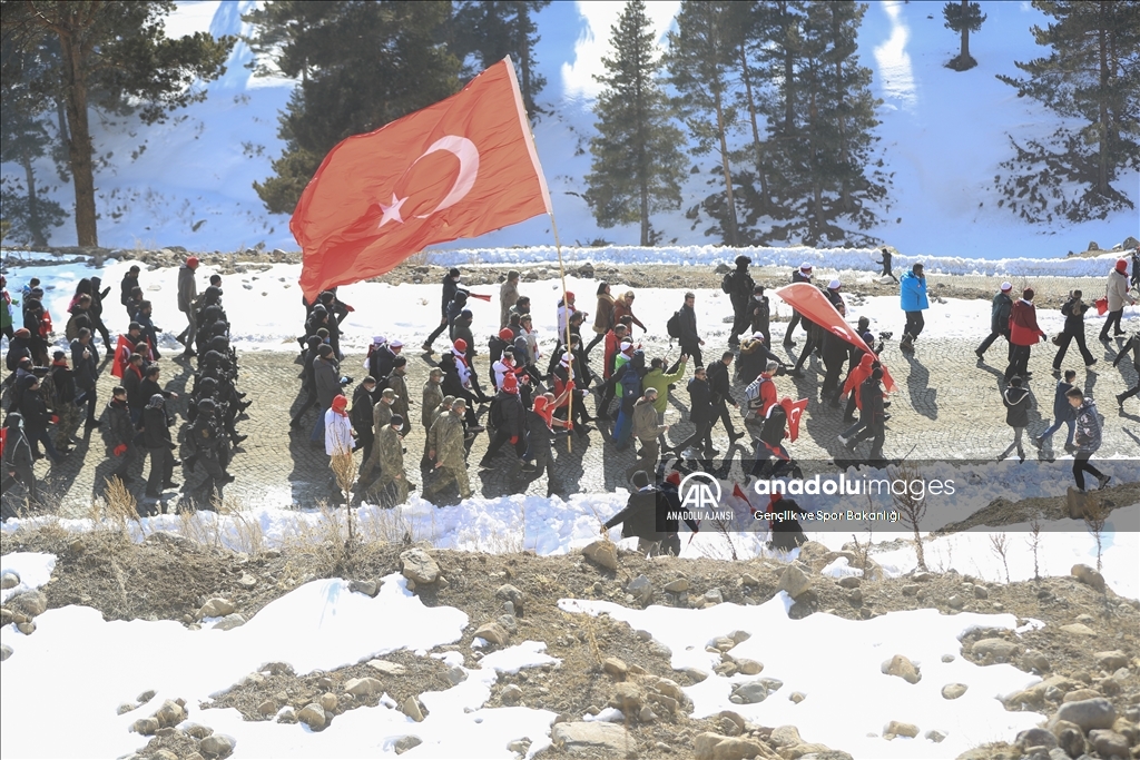 Türkiye Sarıkamış'ta "Şühedanın İzinde" yürüdü