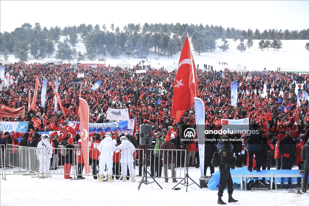 Türkiye Sarıkamış'ta "Şühedanın İzinde" yürüdü