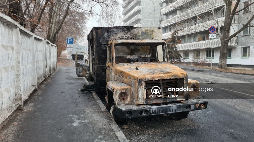Berbagai kerusakan akibat protes di Almaty, Kazakhstan