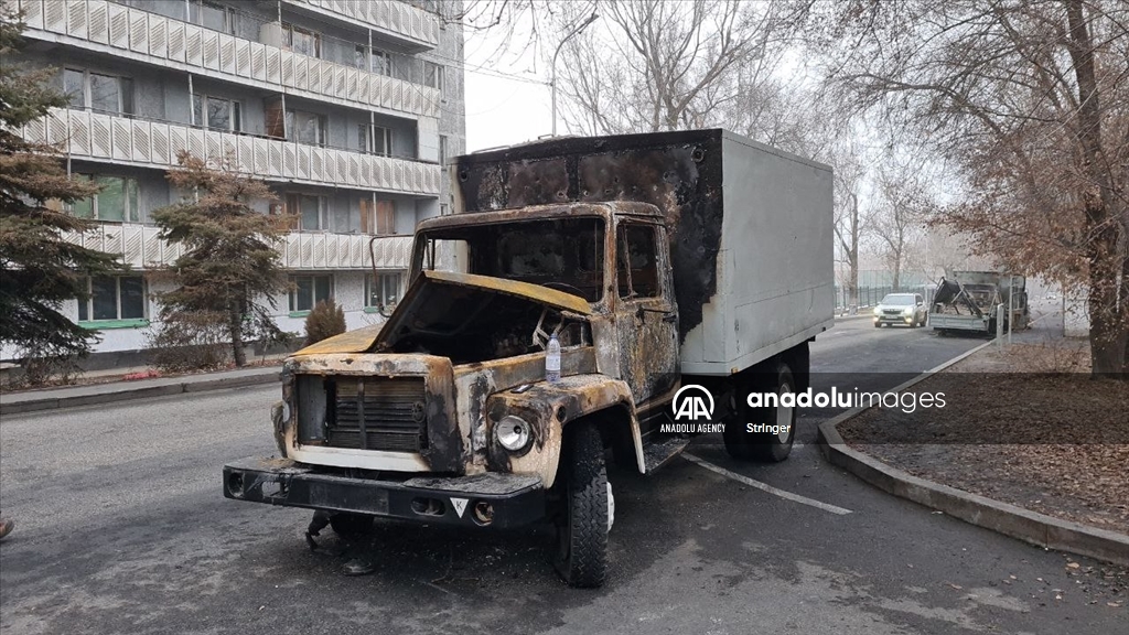 Berbagai kerusakan akibat protes di Almaty, Kazakhstan