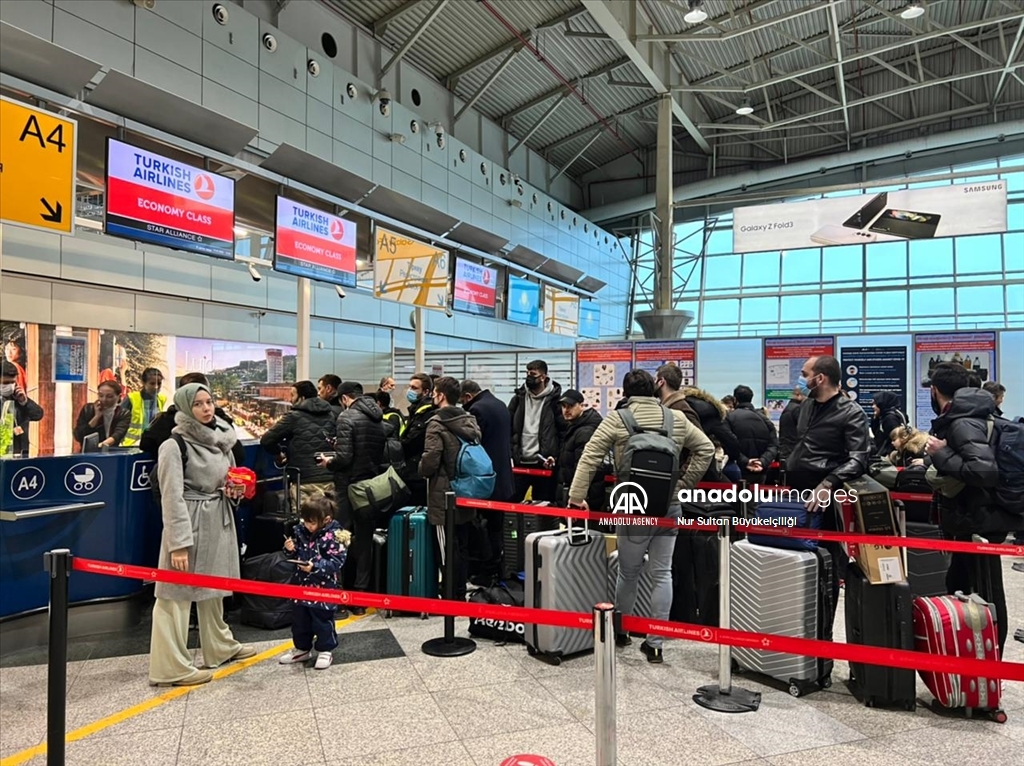 هواپیمای حامل شهروندان ترکیه شهر آلماتی قزاقستان را ترک کرد