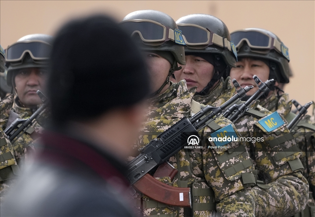 KGAÖ barış gücü Kazakistan’dan çekilmeye başladı