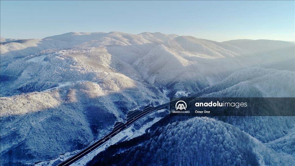 Bolu Dağı'nda kar manzarası drone ile görüntülendi