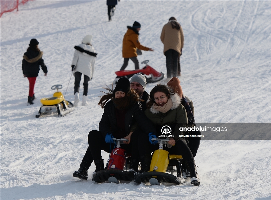 Kış turizminin Doğu'daki rotalarından Hesarek, 15 günde 20 bin kişiyi ağırladı
