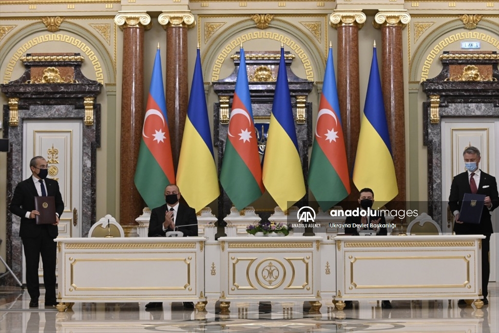 همکاری راهبردی آذربایجان و اوکراین گسترش می‌یابد  