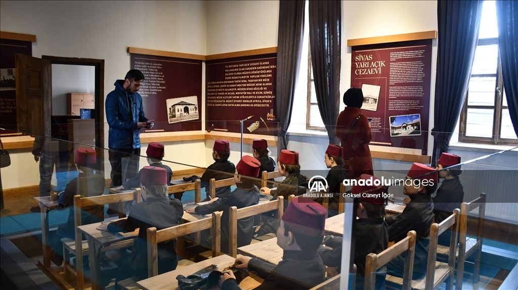 Ecdada vefa örneği "Sanayi Mektebi Müzesi"ne ziyaretçi ilgisi