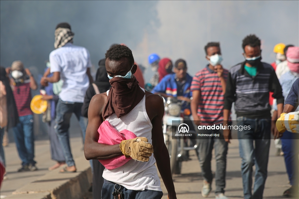 السودان.. مظاهرات في عدة مدن تطالب بـ"حكم مدني كامل"