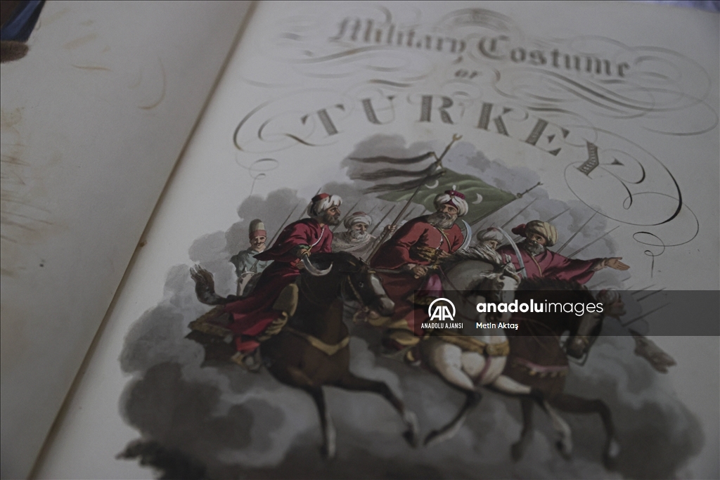 Beş asırlık kitaplarıyla "tarih kokan kütüphane"