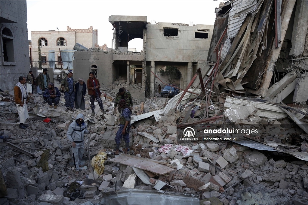التحالف العربي يوجه ضربات لصنعاء رداً على استهداف جماعة "الحوثي" منشآت بالإمارات