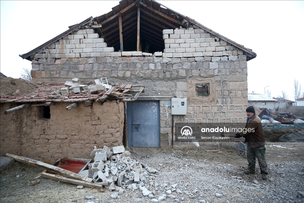 Kayseri'de 4,9 büyüklüğünde deprem