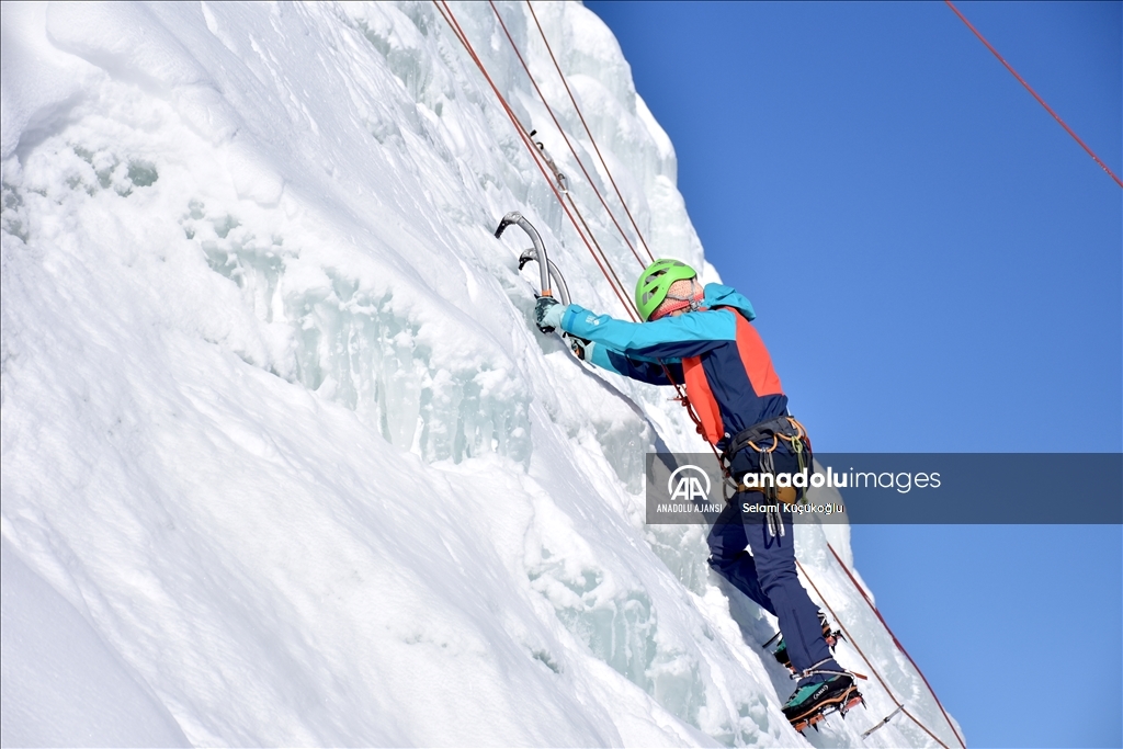 Türkiye Buz Tırmanış Şampiyonası Erzurum'da başladı
