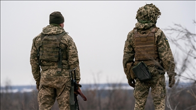 АА го сними фронтот во Станица Луганскаја, Донбас