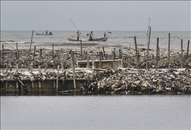 Sampah penuhi Pantai Tanjung Burung sepanjang 1,5 km