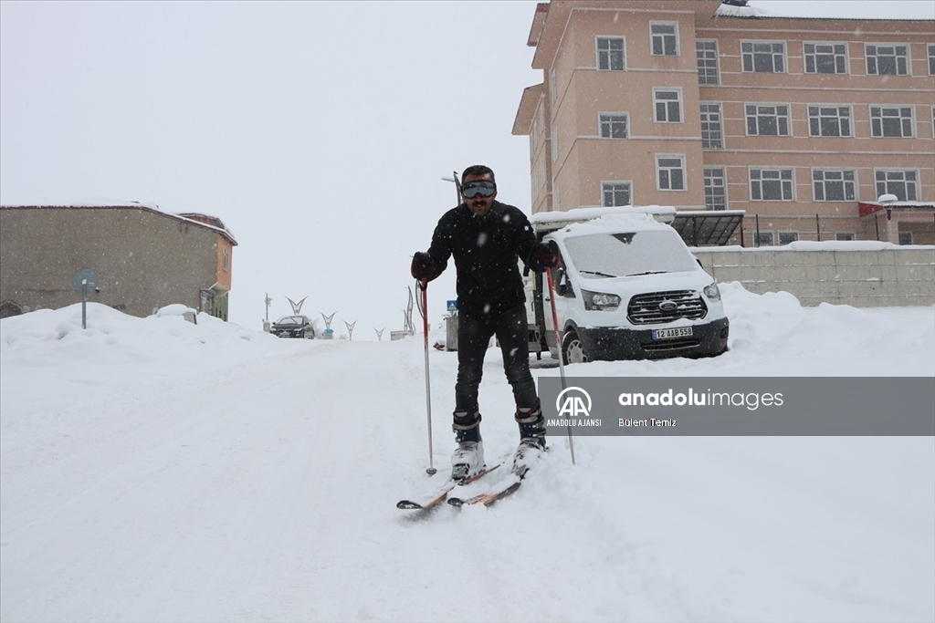 Bingöl, Elazığ ve Şırnak'ta 66 yerleşim yerine kar nedeniyle ulaşım sağlanamıyor
