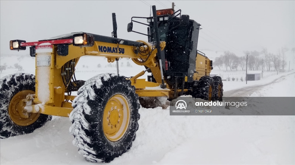 Amasya'da 364 köy yolu kar nedeniyle ulaşıma kapandı