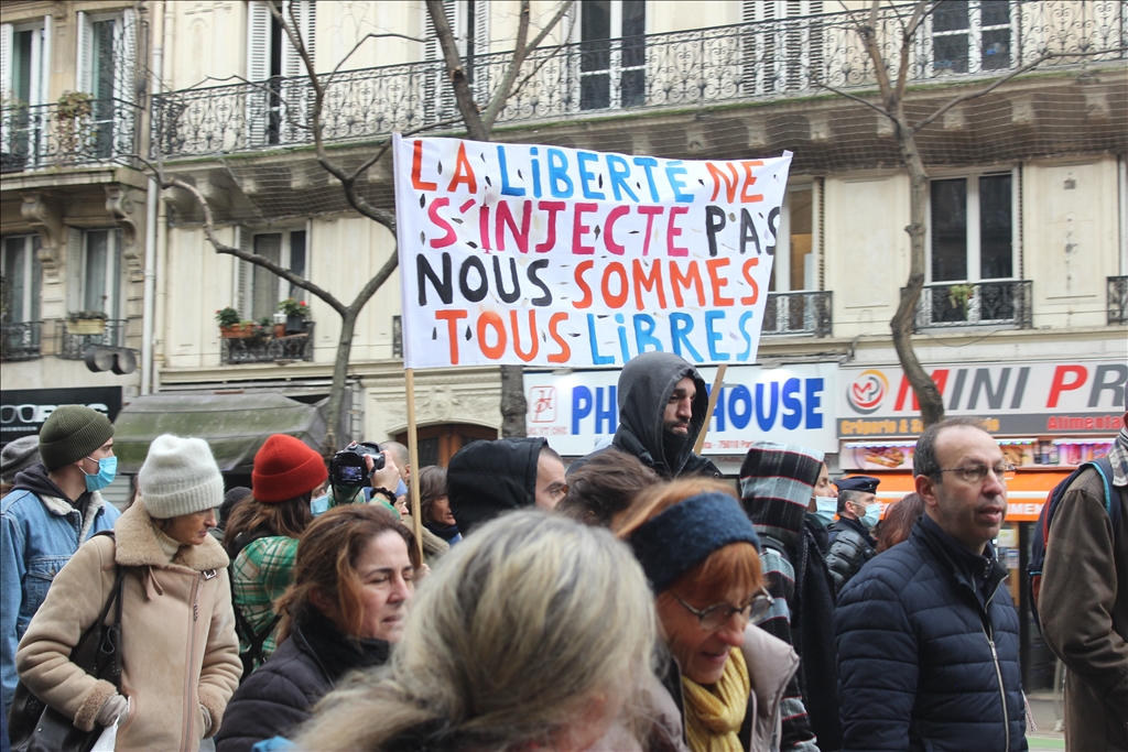 Francë, protesta kundër vaksinimit të detyrueshëm për COVID-19