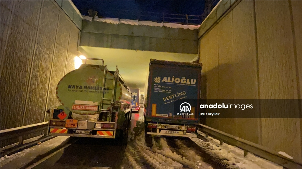 İstanbul'da sürücülerin Hadımköy'deki mağduriyeti sürüyor