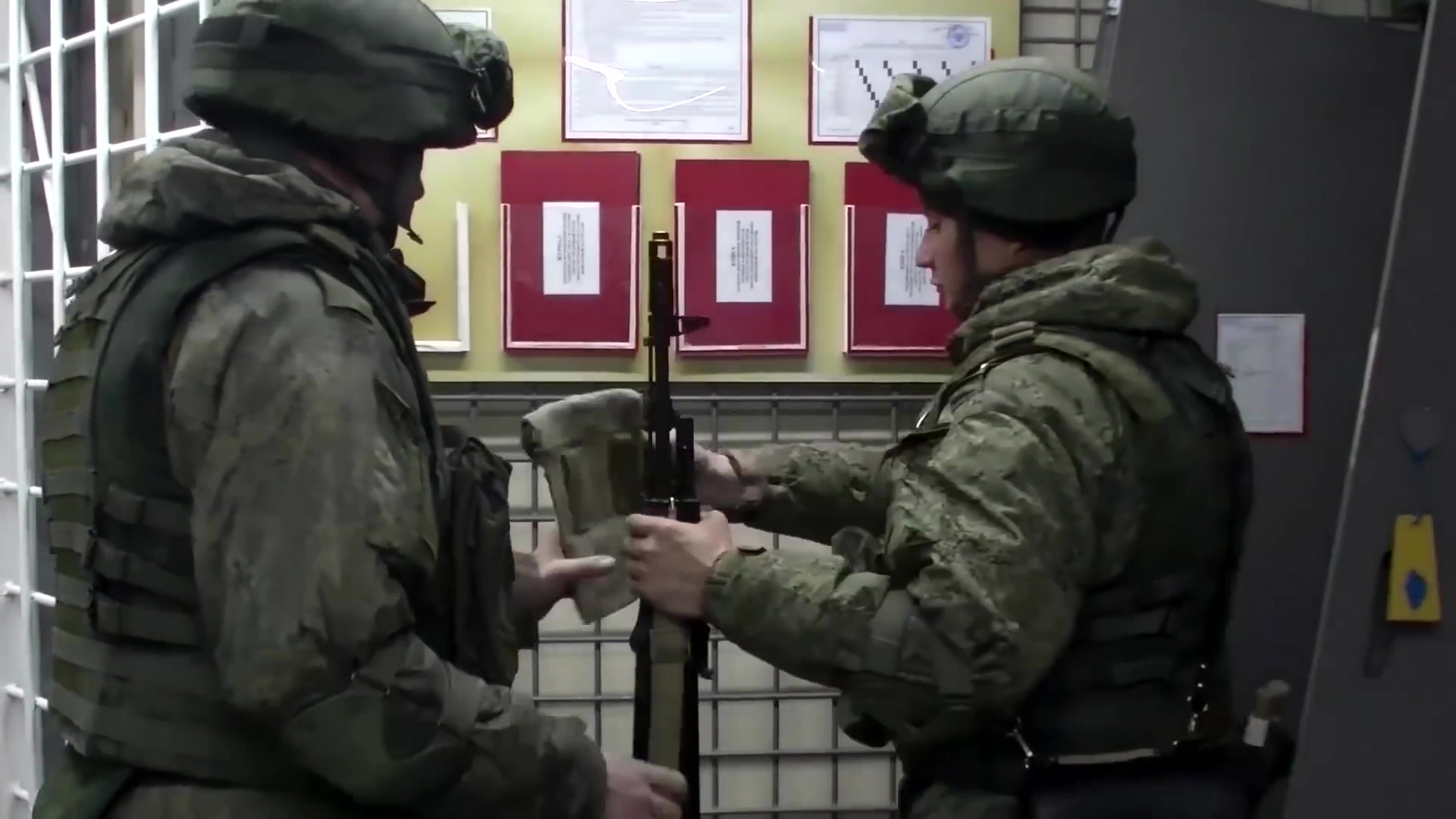 Россия проводит новые военные учения вблизи границ с Украиной