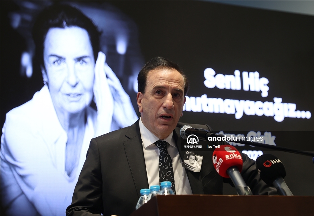 Usta oyuncu Fatma Girik son yolculuğuna uğurlanıyor