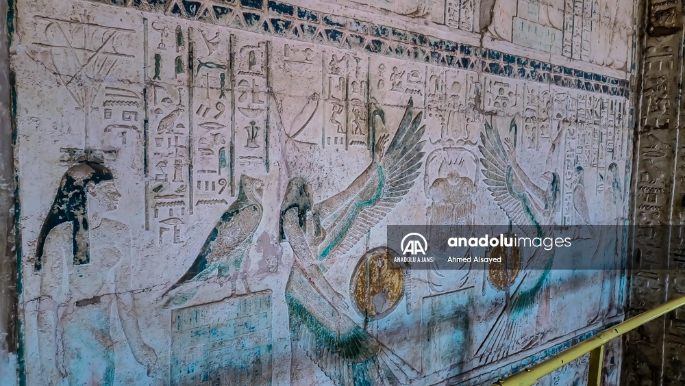Mısır'da etrafı dağlarla çevrili "yeraltı hayvan mezarlığı" gizemini koruyor