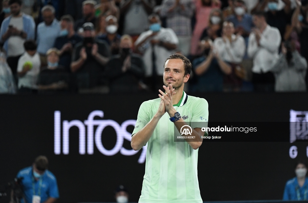 Daniil Medvedev celebra su clasificación a la final del Abierto de Australia