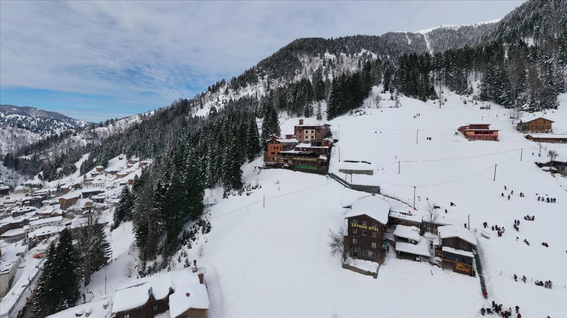 Rize'de, "14. Ayder Kar Festivali" başladı