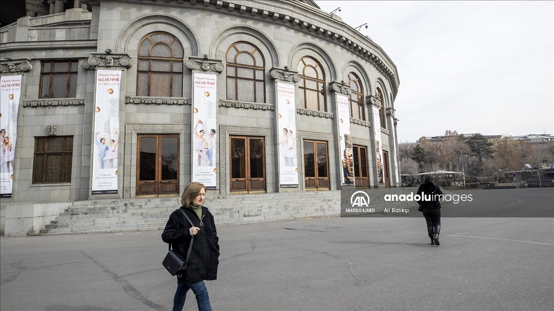 Ermenistan’ın başkenti Erivan’da günlük yaşam