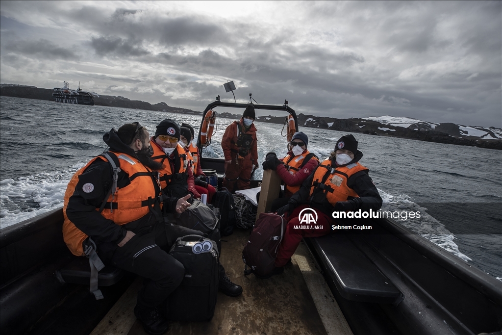 Türk ekibi Antarktika’ya ayak bastı
