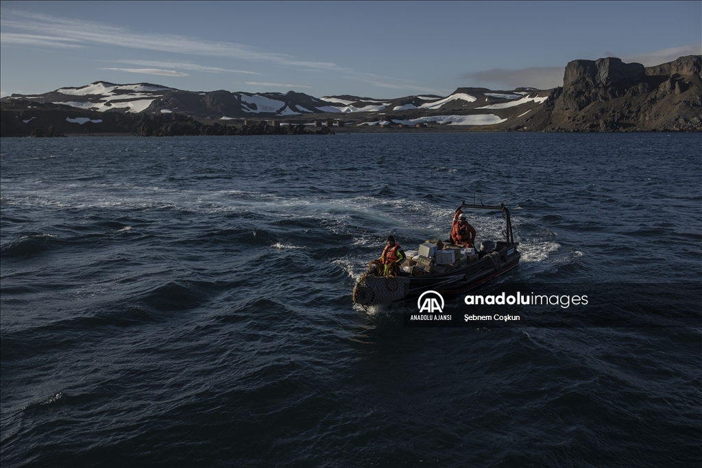 Türk ekibi Antarktika’ya ayak bastı