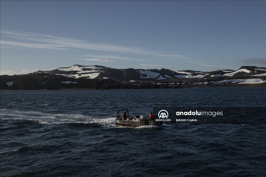 Türk ekibi Antarktika’ya ayak bastı
