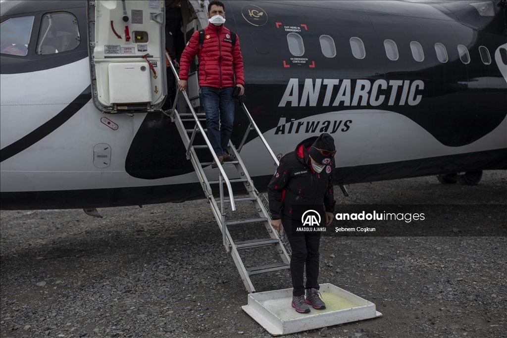 Türk ekibi Antarktika’ya ayak bastı