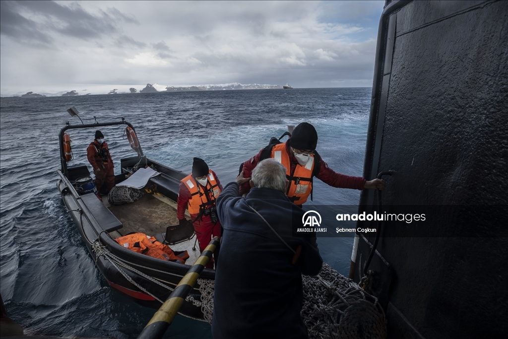 Türk ekibi Antarktika’ya ayak bastı